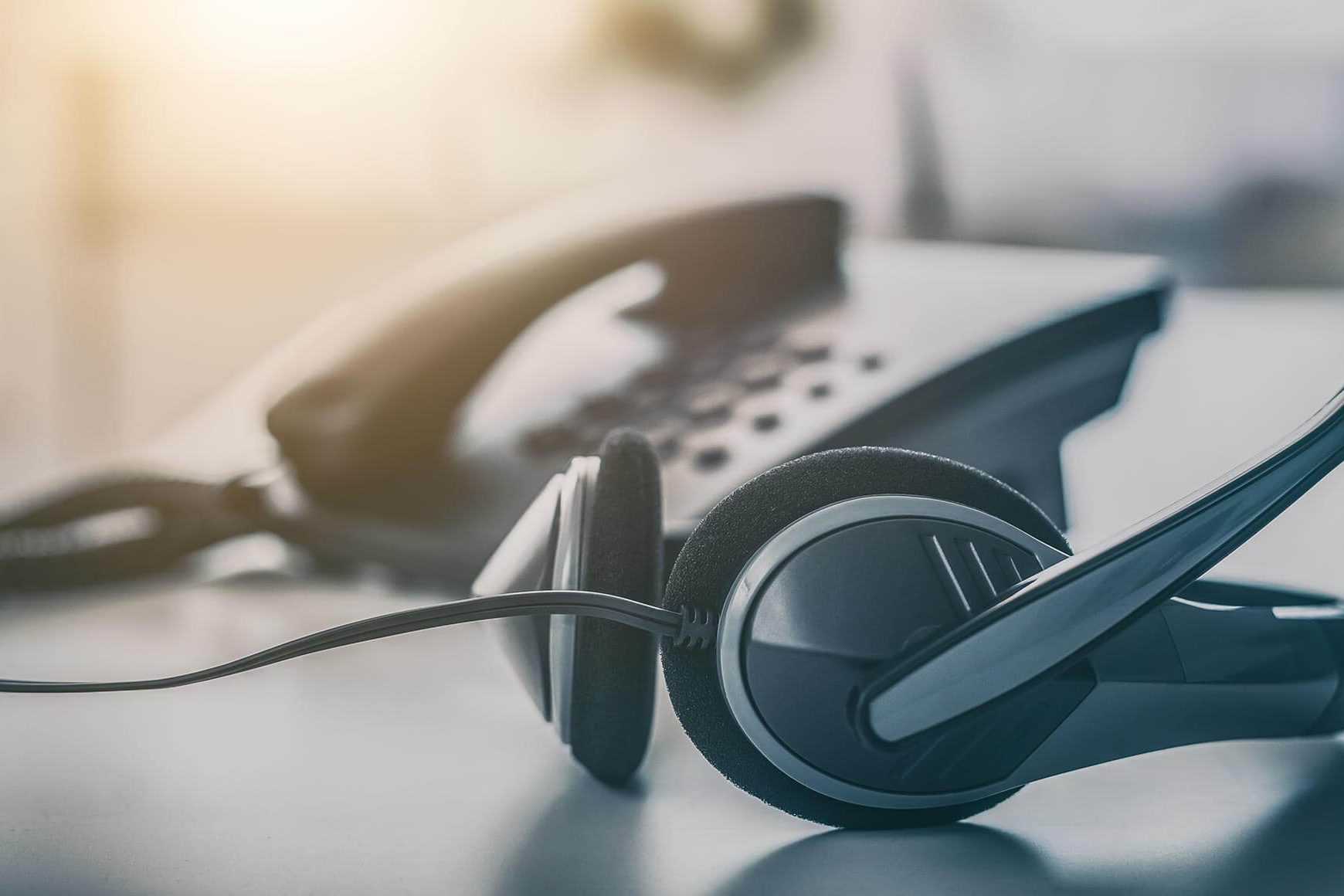 15 Effective Listening Behaviors for Call Center Agents