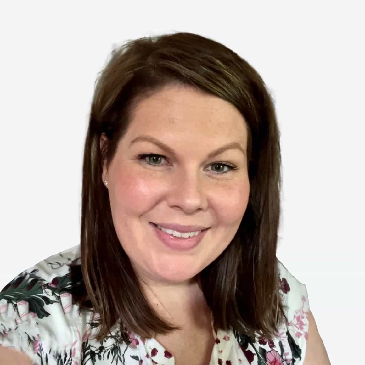 Holly Jackson Headshot