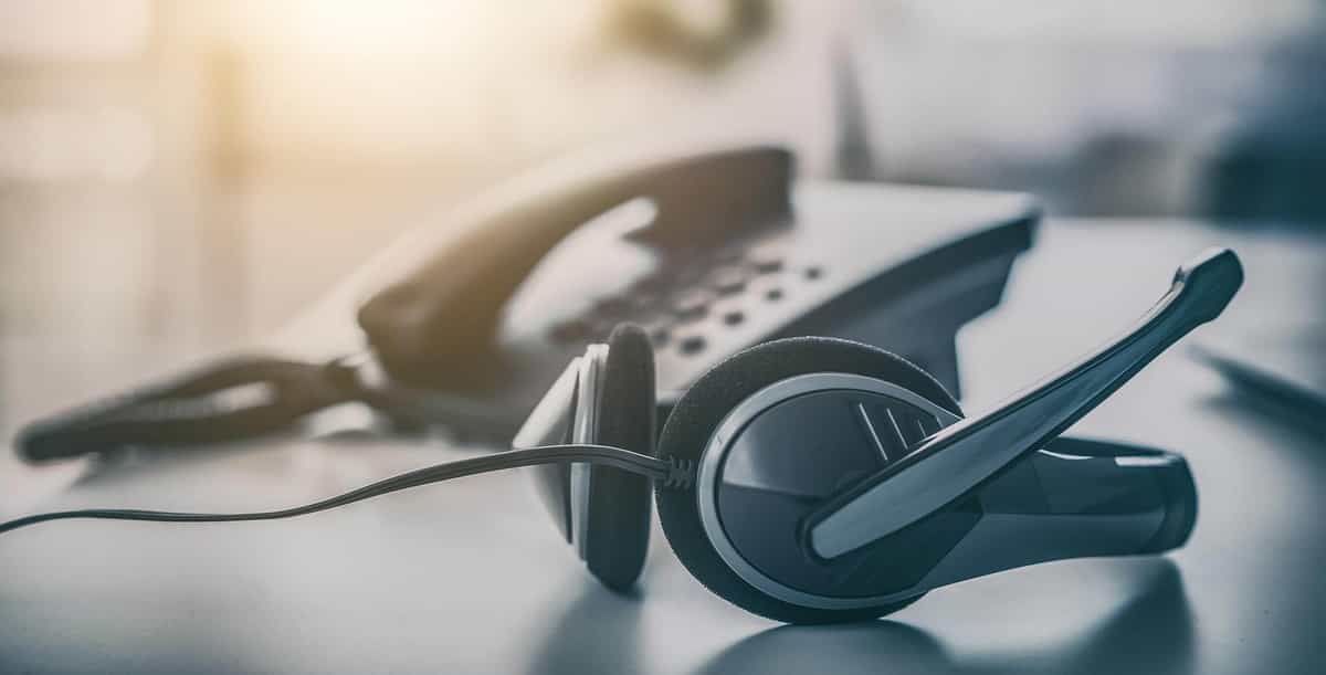 15 Effective Listening Behaviors for Call Center Agents | Talkdesk